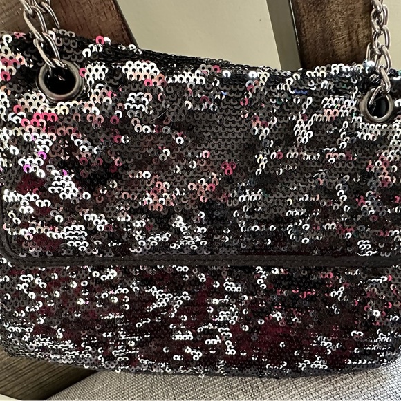 Black Sequin bag w Silver Sequins + Silver Chain - Picture 3 of 6